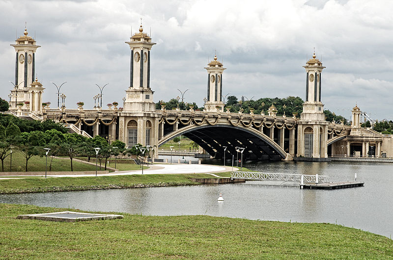 スリ・グミラン橋