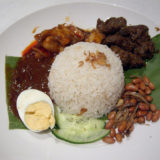 マレーシアのナシレマはマレーシア人の国民食
