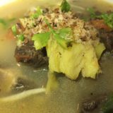 マレーシアのスタミナ料理、牛骨スープ(sup tulang)